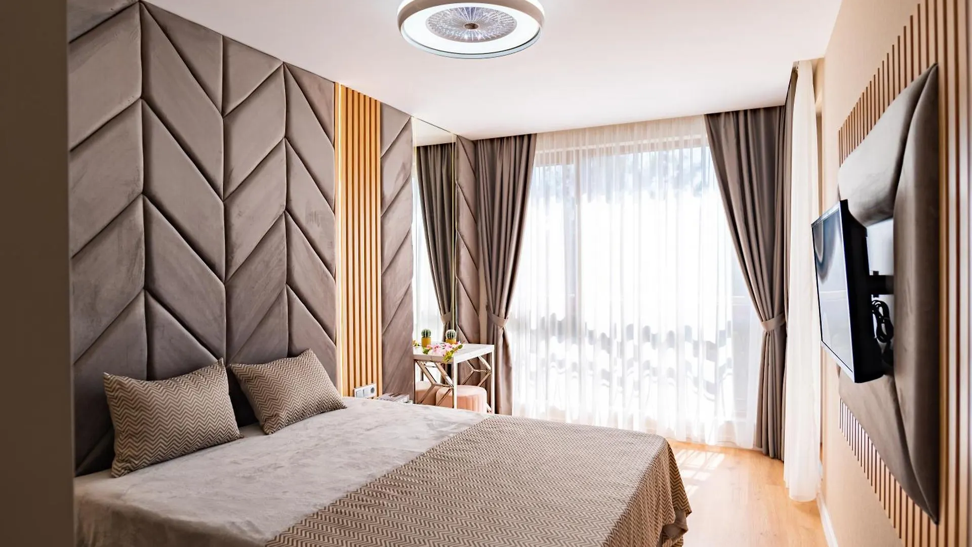 Harmony Suites Grand Resort Slantschew brjag 2*,  Bulgarien