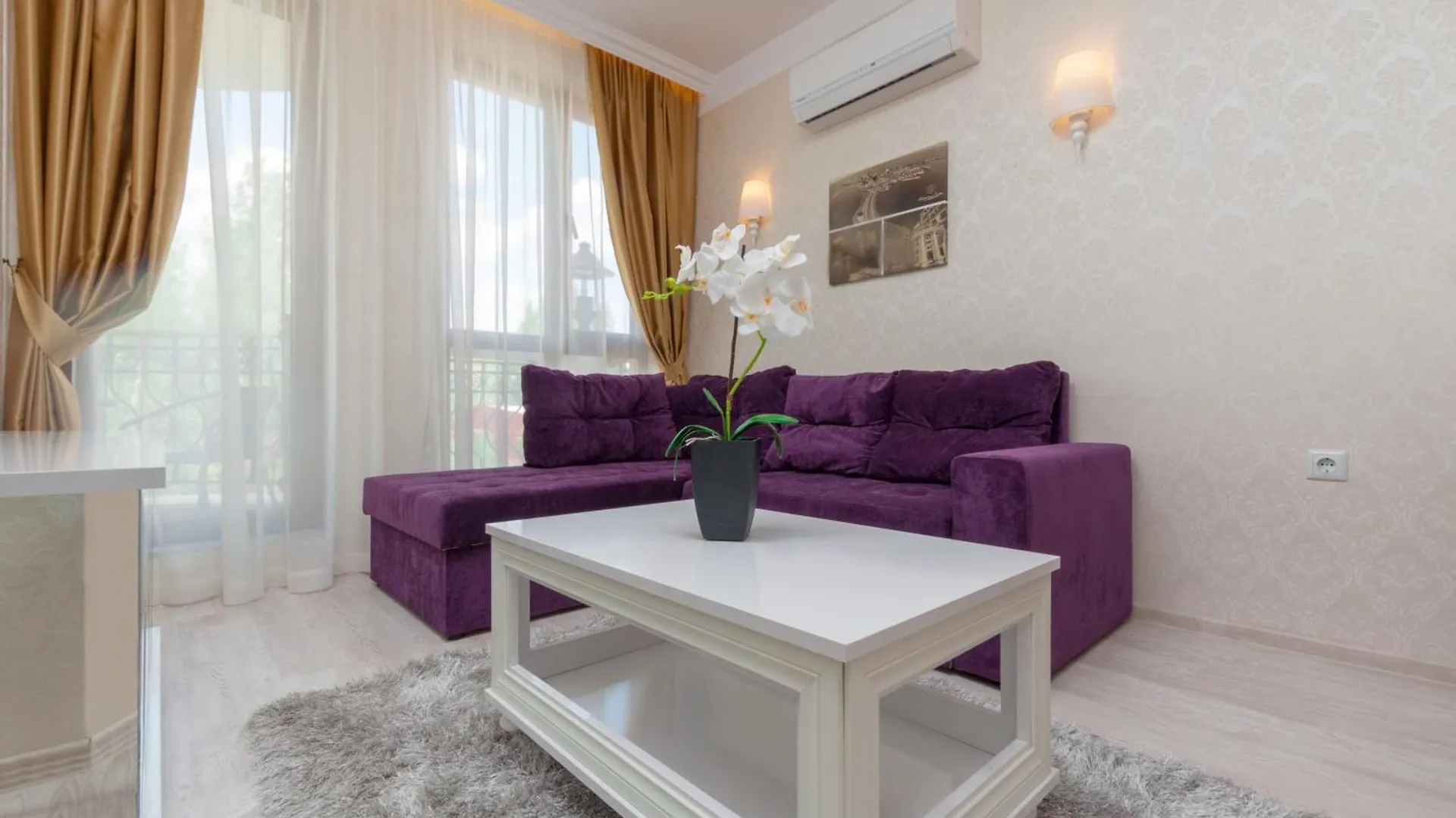Harmony Suites Grand Resort Slantschew brjag Aparthotel
