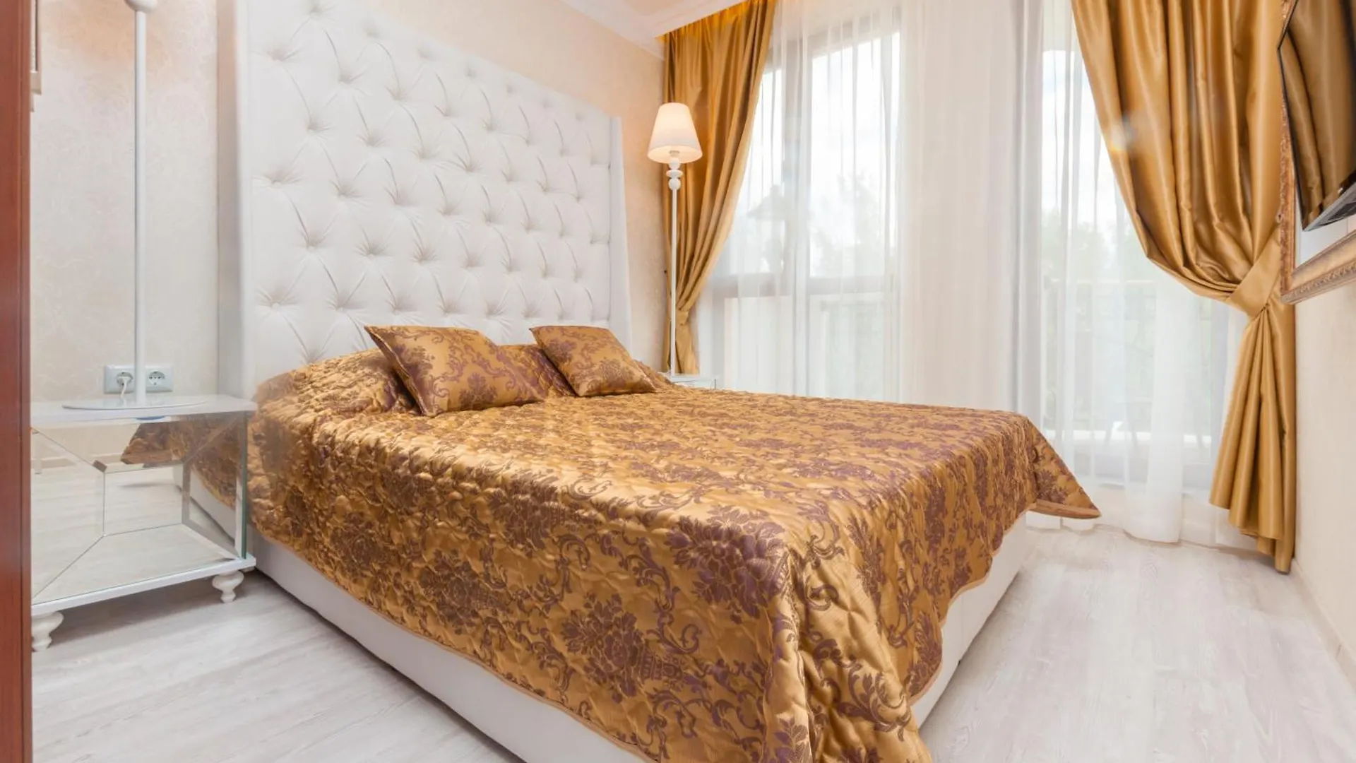 Harmony Suites Grand Resort Slantschew brjag