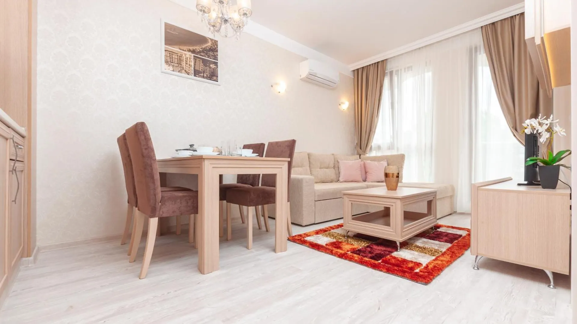 Aparthotel Harmony Suites Grand Resort Slantschew brjag