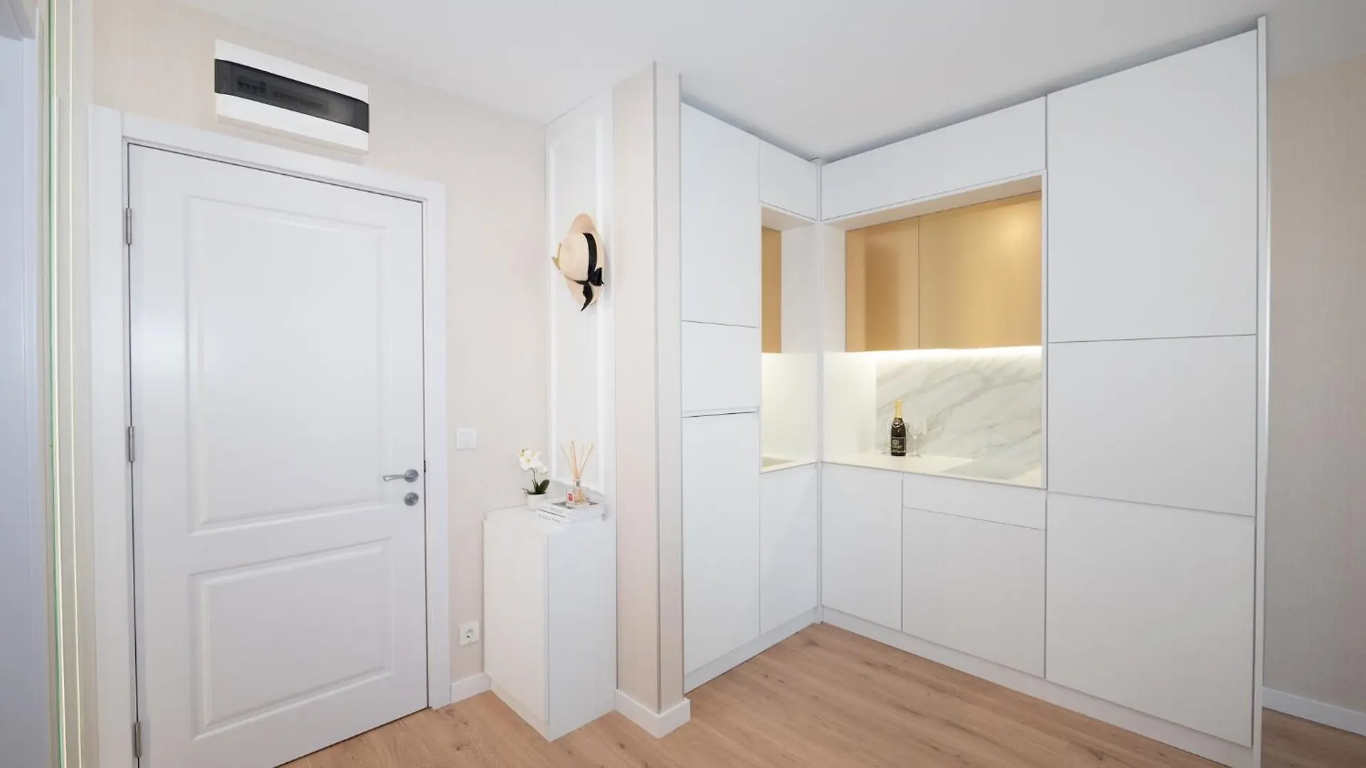 Aparthotel Harmony Suites Grand Resort Slantschew brjag