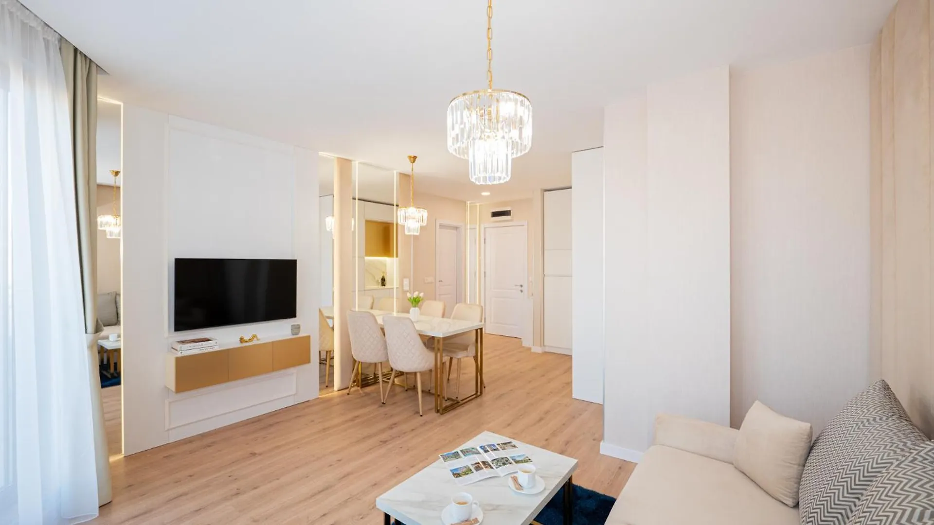 Aparthotel Harmony Suites Grand Resort Slantschew brjag