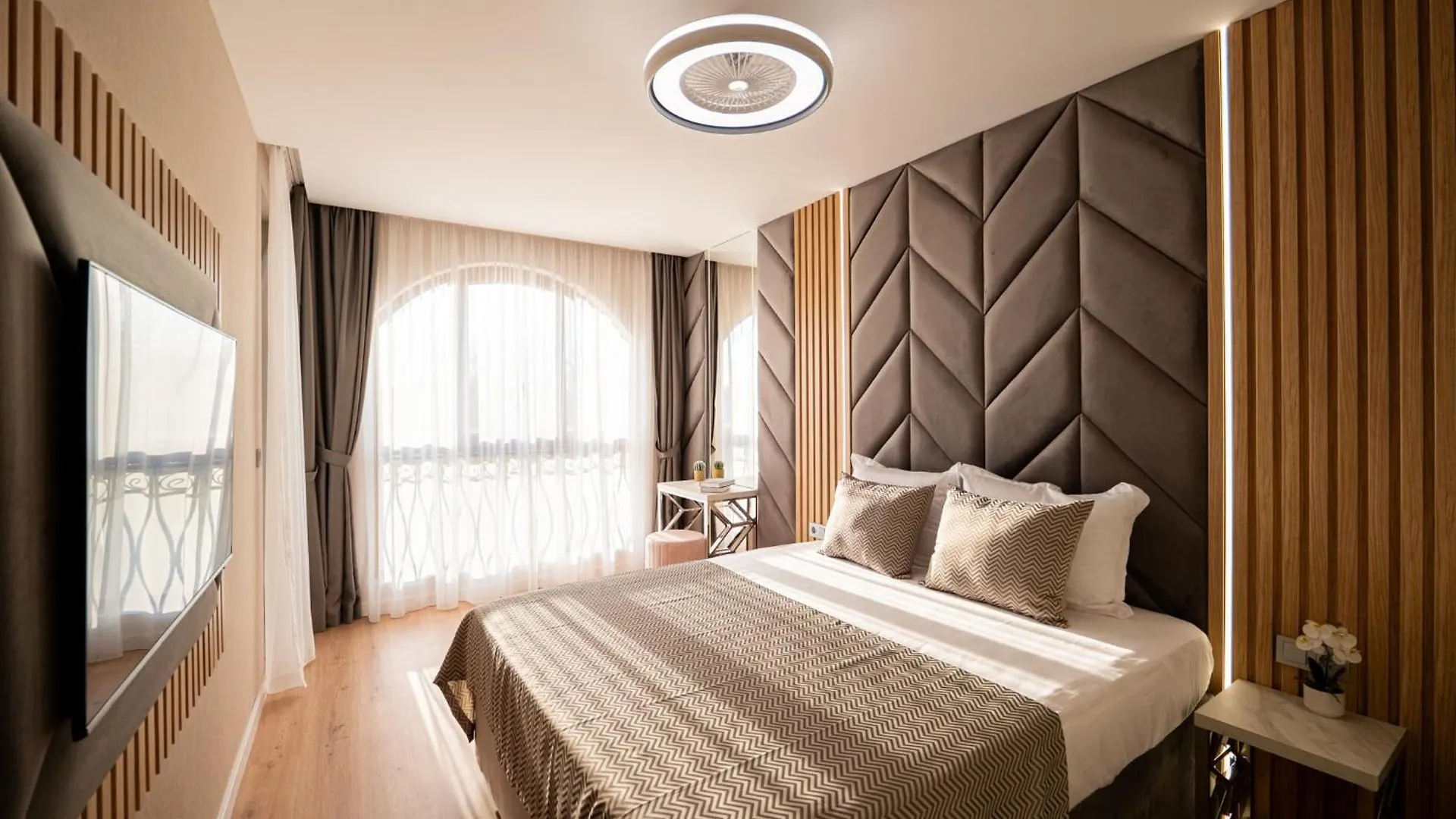 Harmony Suites Grand Resort Słoneczny Brzeg 2*,  Bułgaria